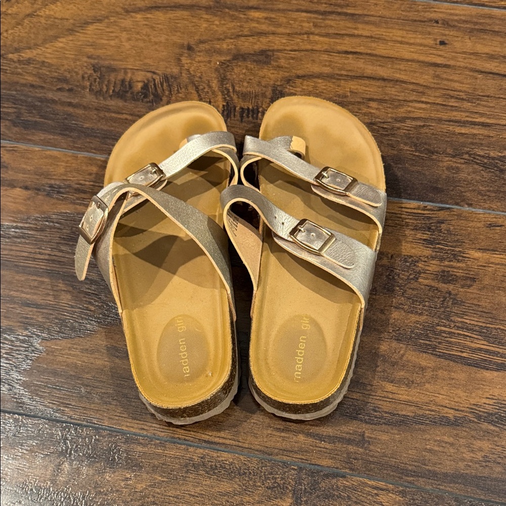 Madden Girl Kids' Metallic Sandals